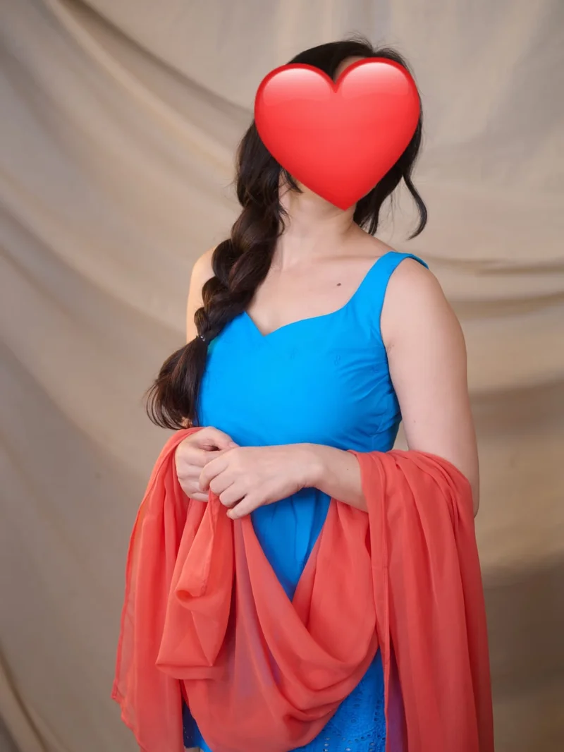 लिबास Cover